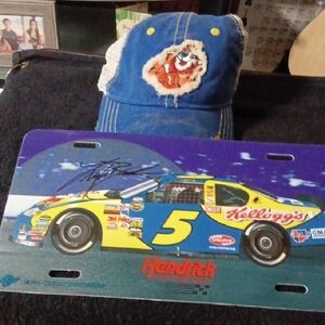 Kyle Busch Autograhed Lot